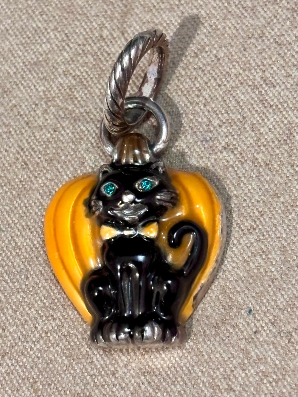 🎃 Brighton Spooky Cat charm for Halloween Black cat & pumpkin Enameled